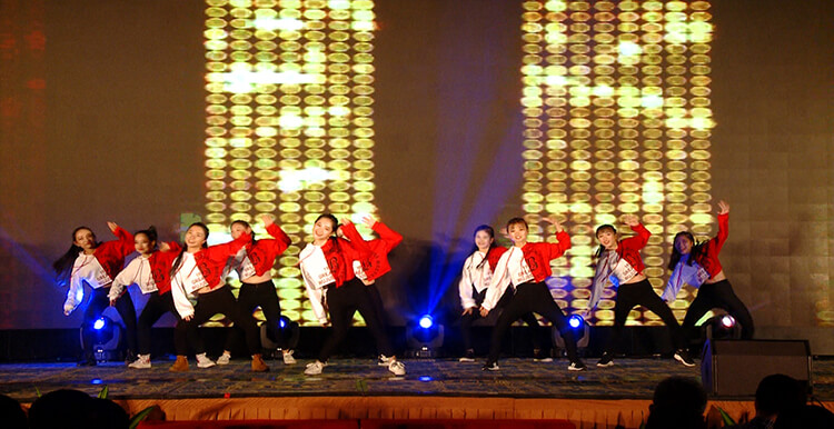 1514997596506570.jpg 節(jié)目1.jpg